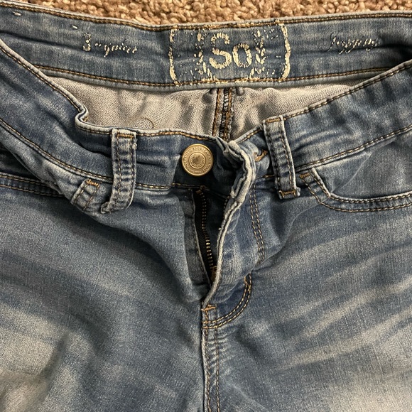 Favorite basic jeans! - Picture 3 of 4